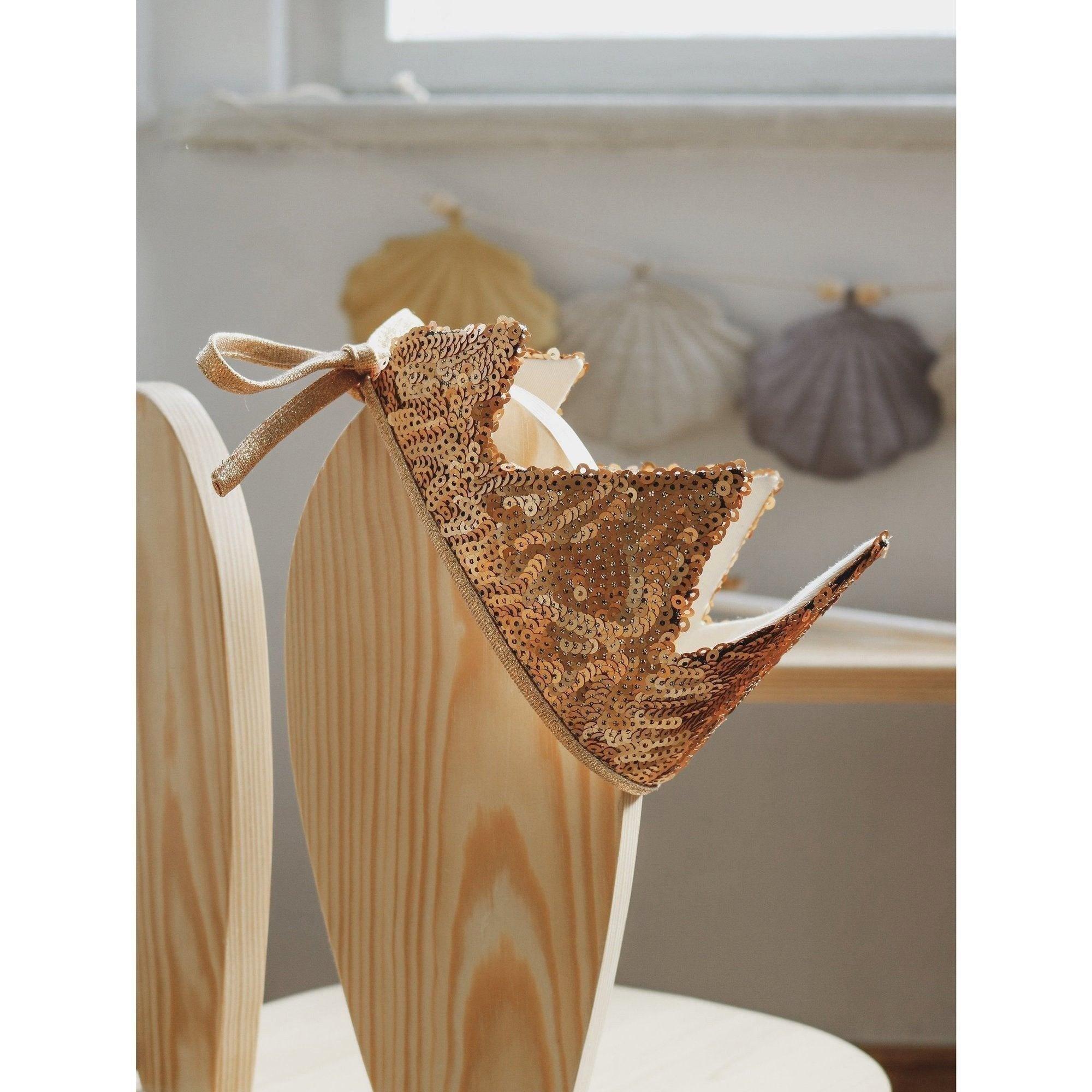 “Gold Sequins” Crown image number 4