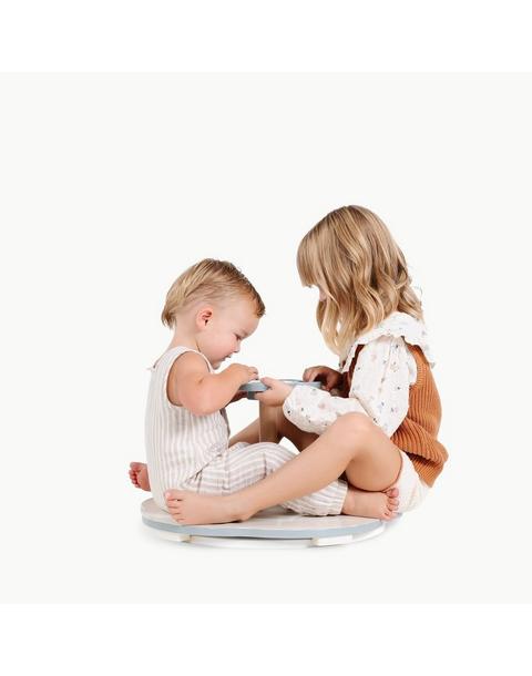 Ivory Sit and Spin