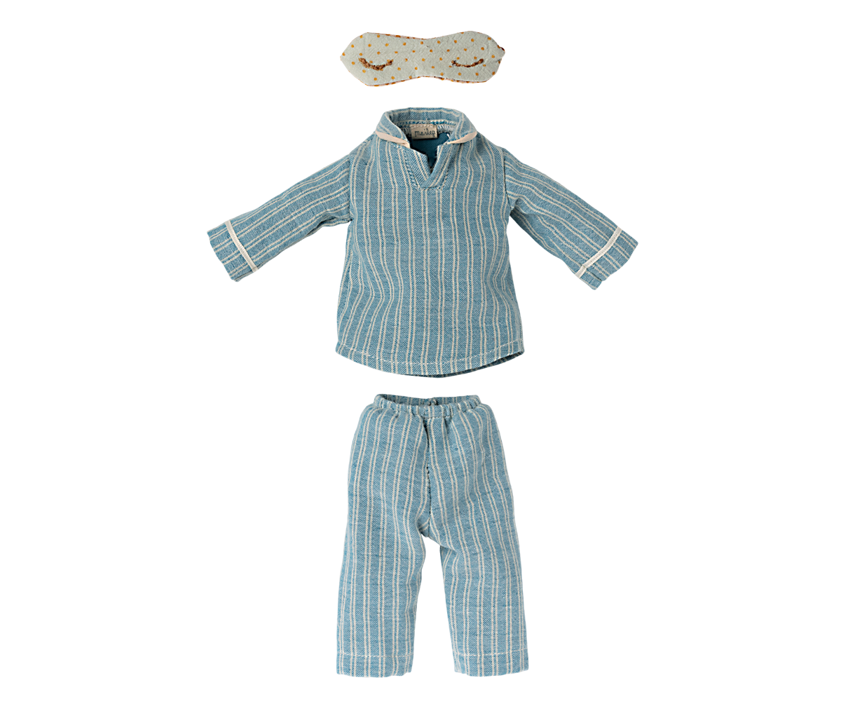 Medium Mouse in Pyjamas image number 1