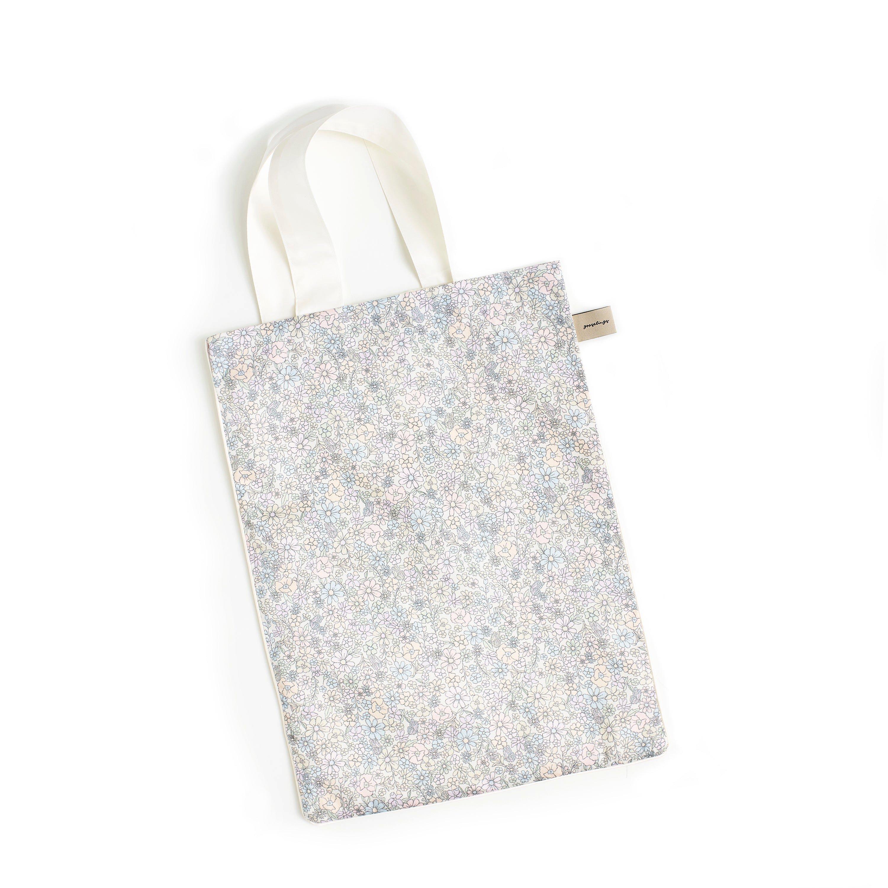 Enchanted Wildflowers Baby Duvet Set - Ivory image number 2