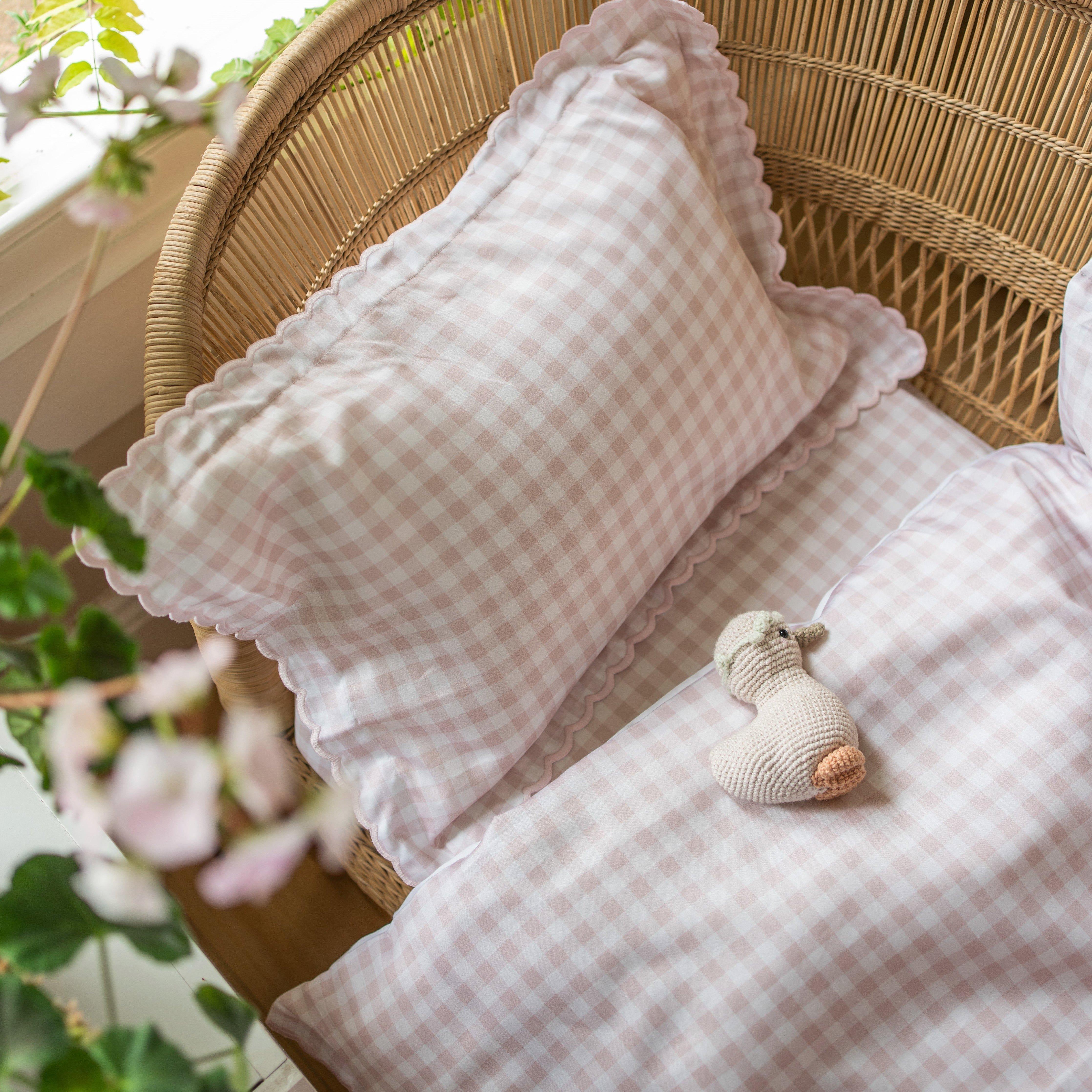 Picnic Gingham Baby Duvet Set - Pink image number 4