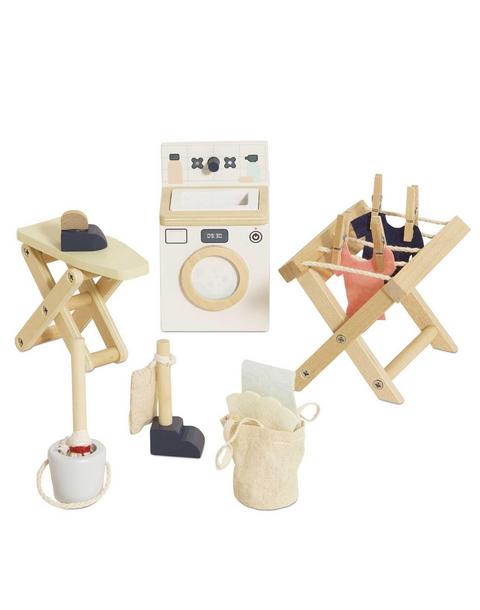 Wooden Dolls House Laundry Room - 16 Piece