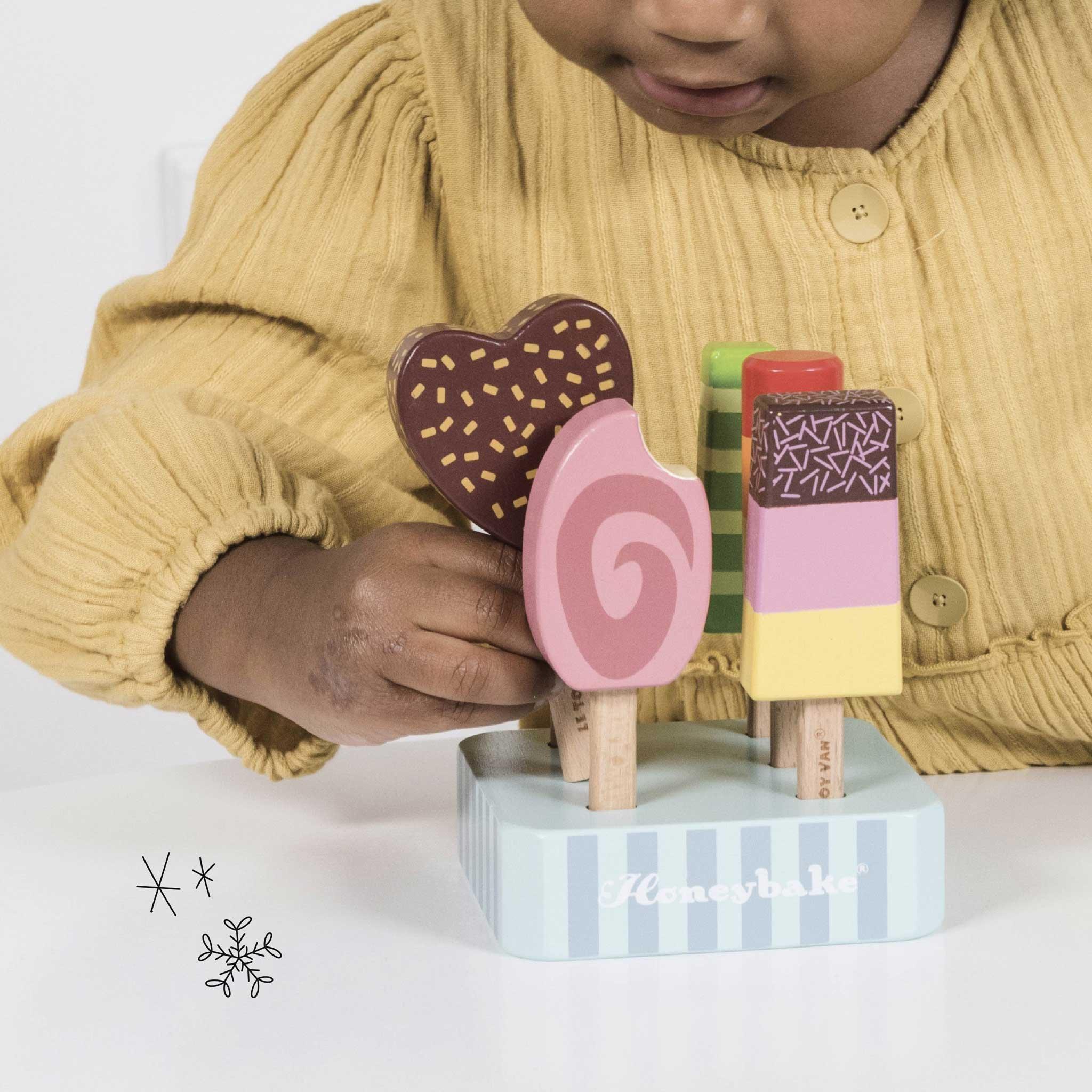 Wooden Ice Lollies Popsicles - 7 Piece image number 2