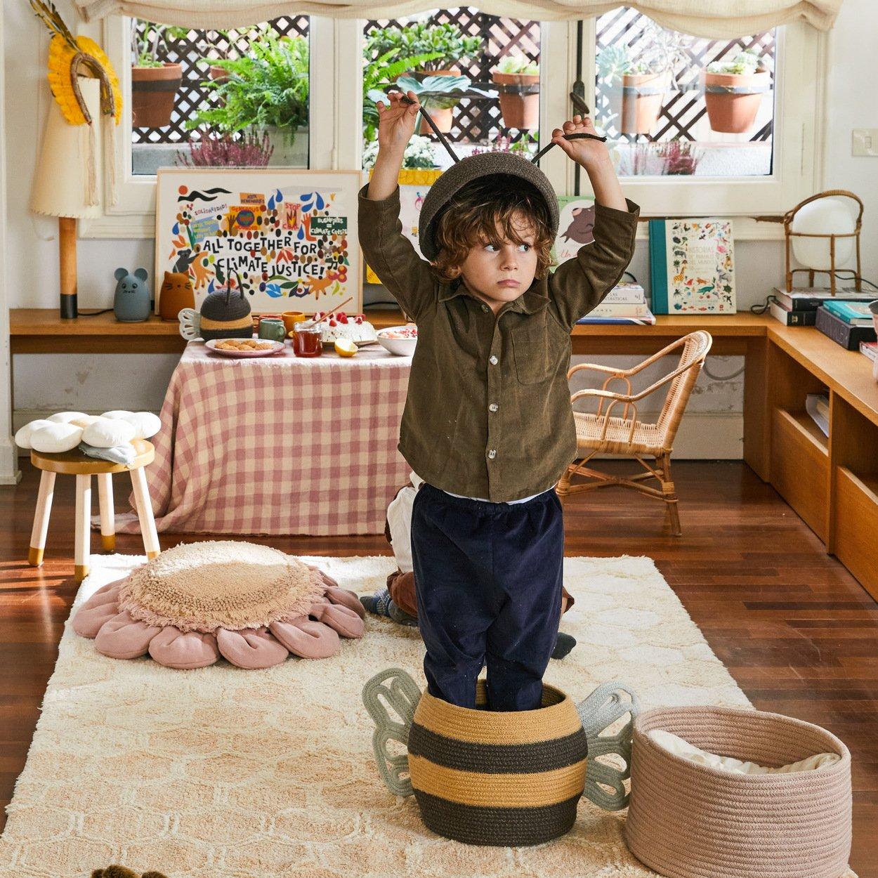 Basket Mama Bee image number 1