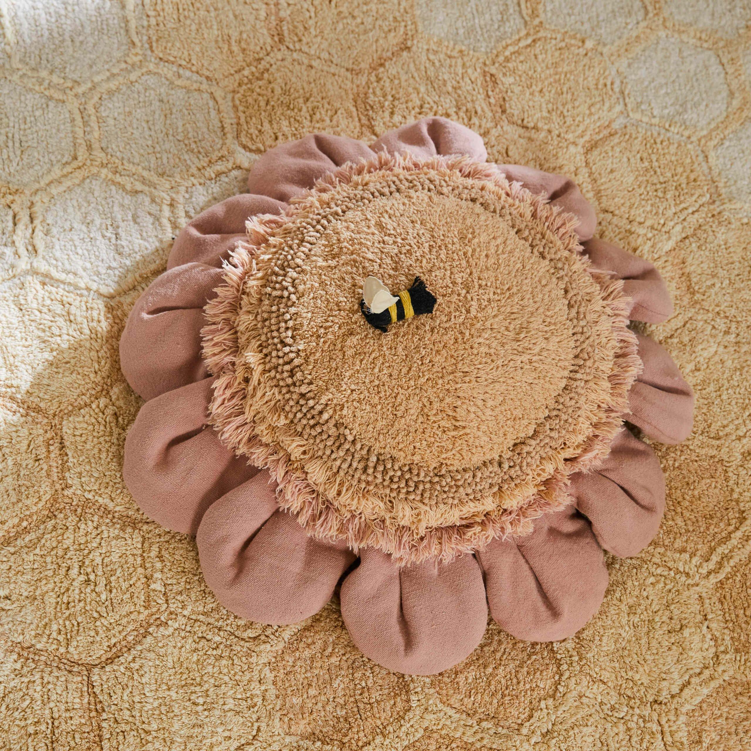 Floor Cushion Pink Daisy image number 1