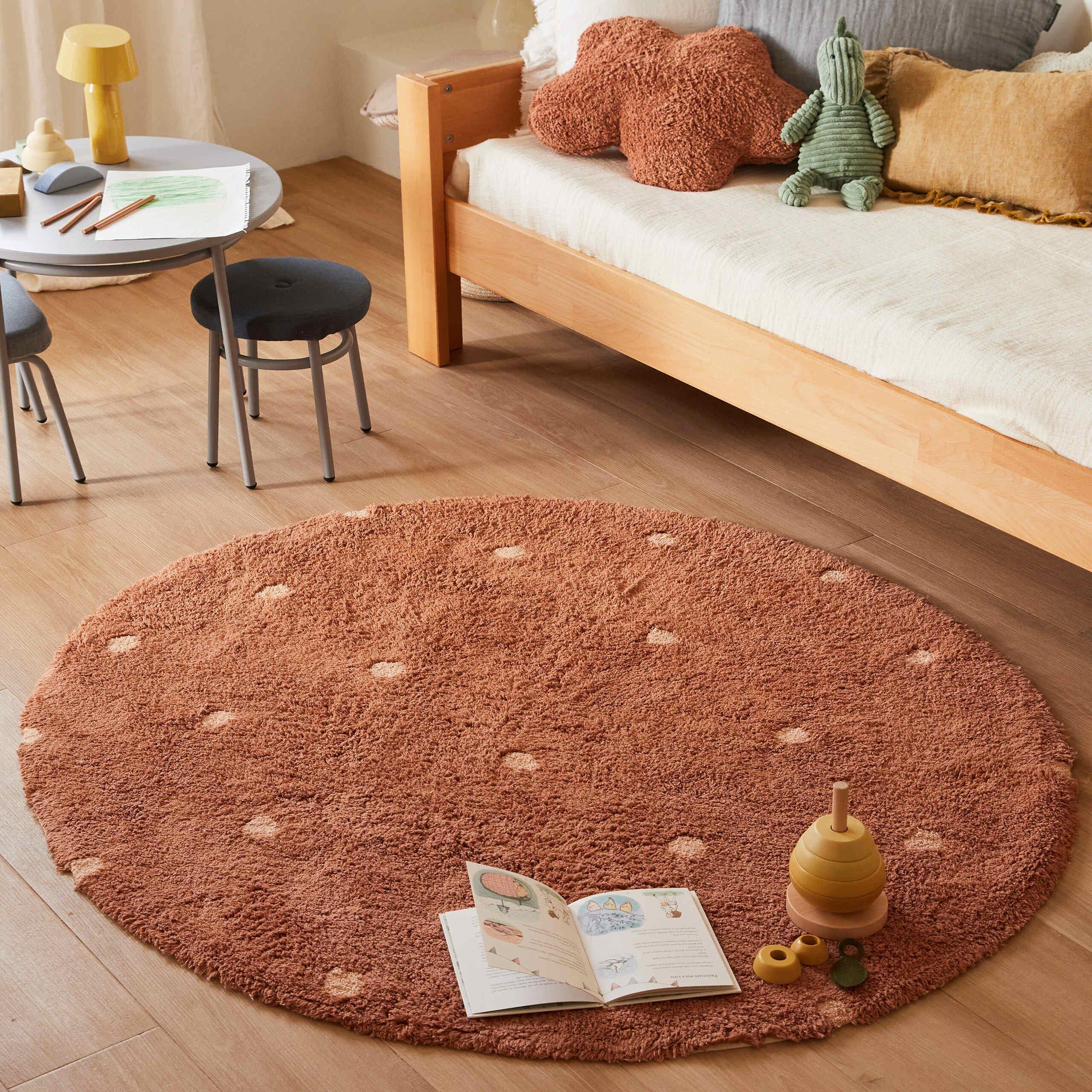 Washable Rug Round Dot Chestnut image number 3