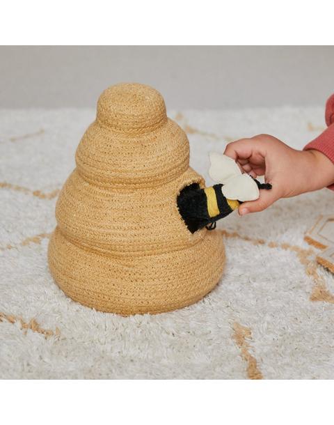Play Rug Pollination