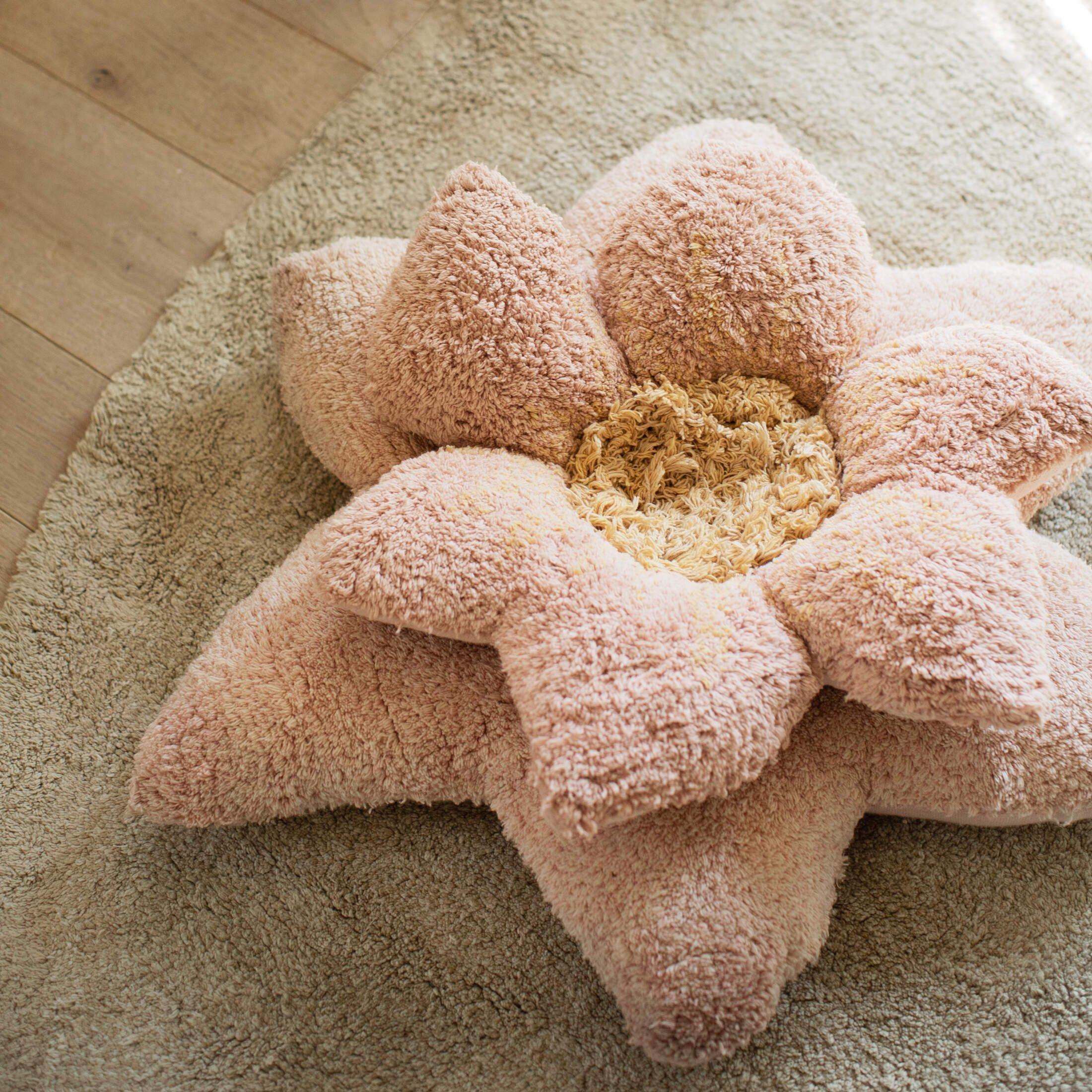 Washable Rug Puffy Lily image number 3