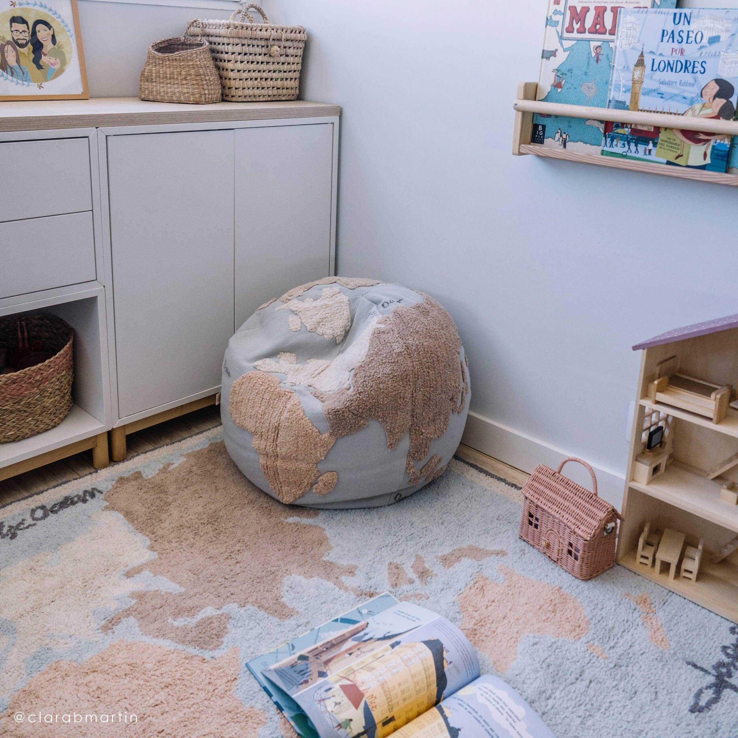 Washable Rug Vintage Map image number 1