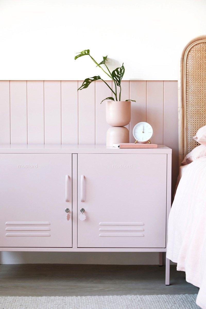 The Lowdown in Blush image number 3