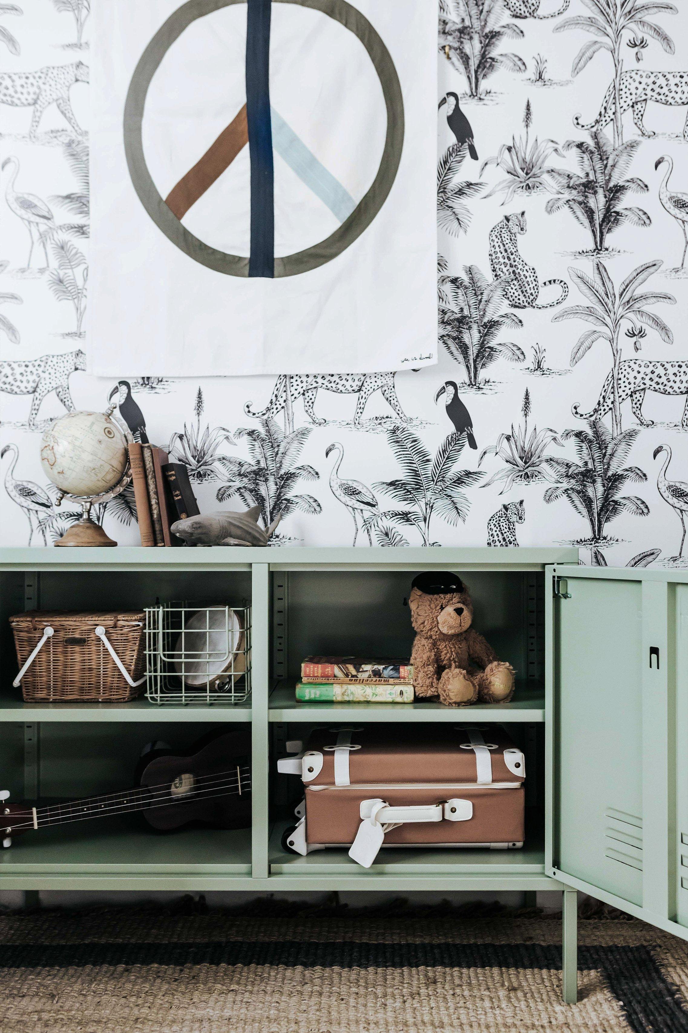 The Lowdown in Sage image number 4