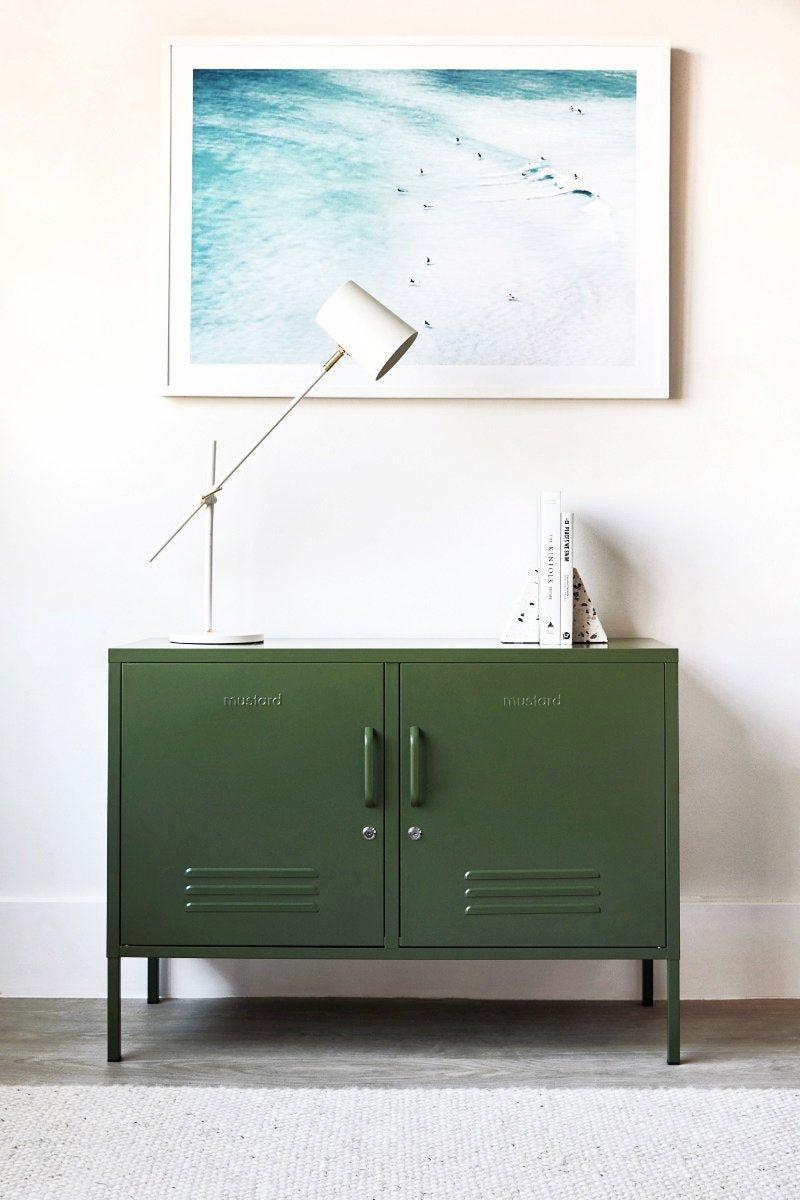 The Lowdown in Olive image number 3