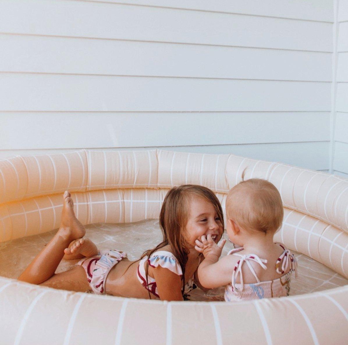 Peachy Pat  Inflatable Pool image number 3