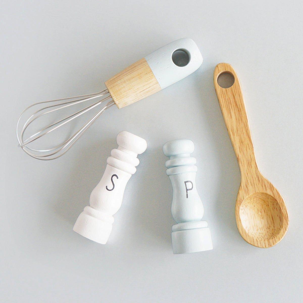 Oxford Wooden Play Kitchen image number 1