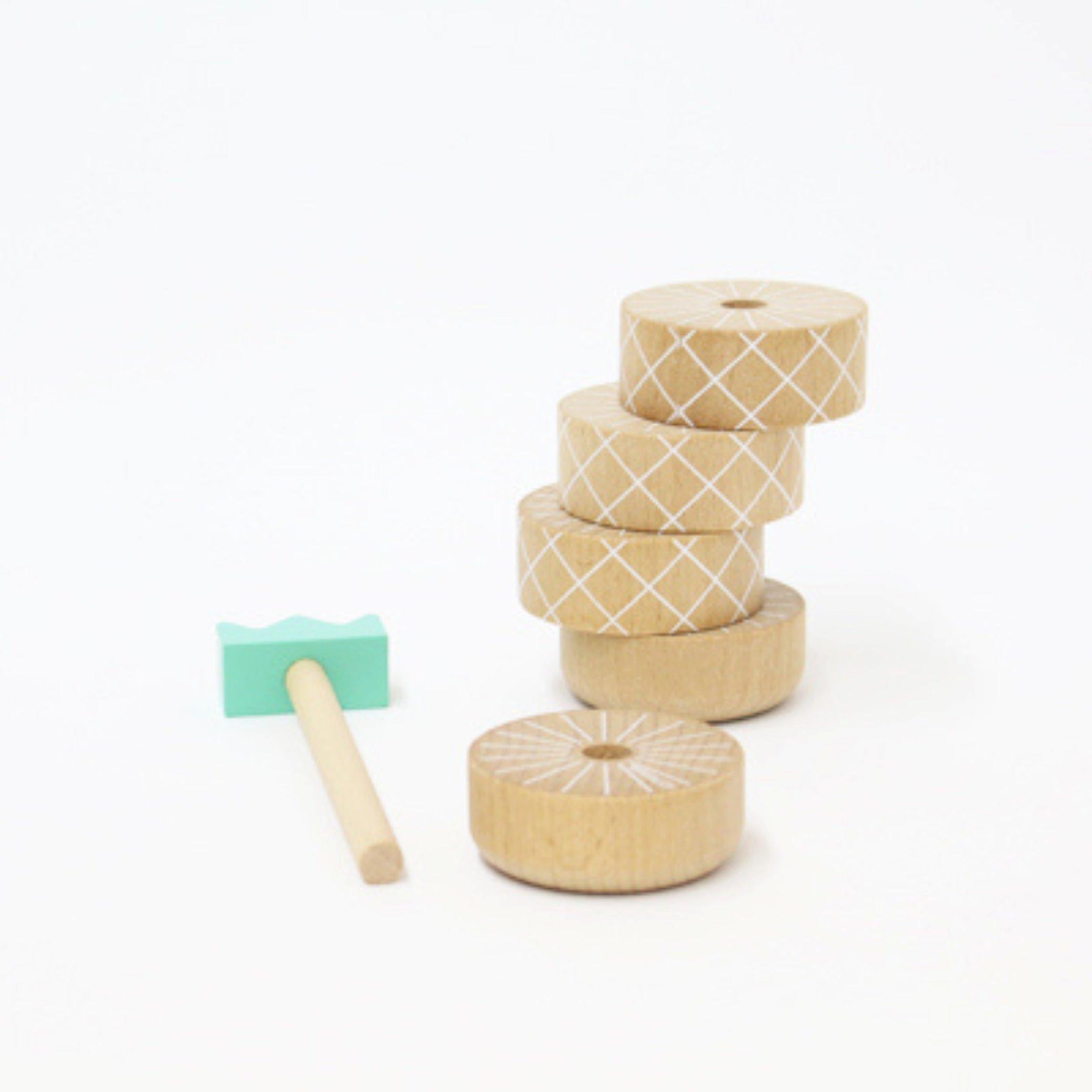 Pineapple Topple Game & Stacker - Natural image number 3