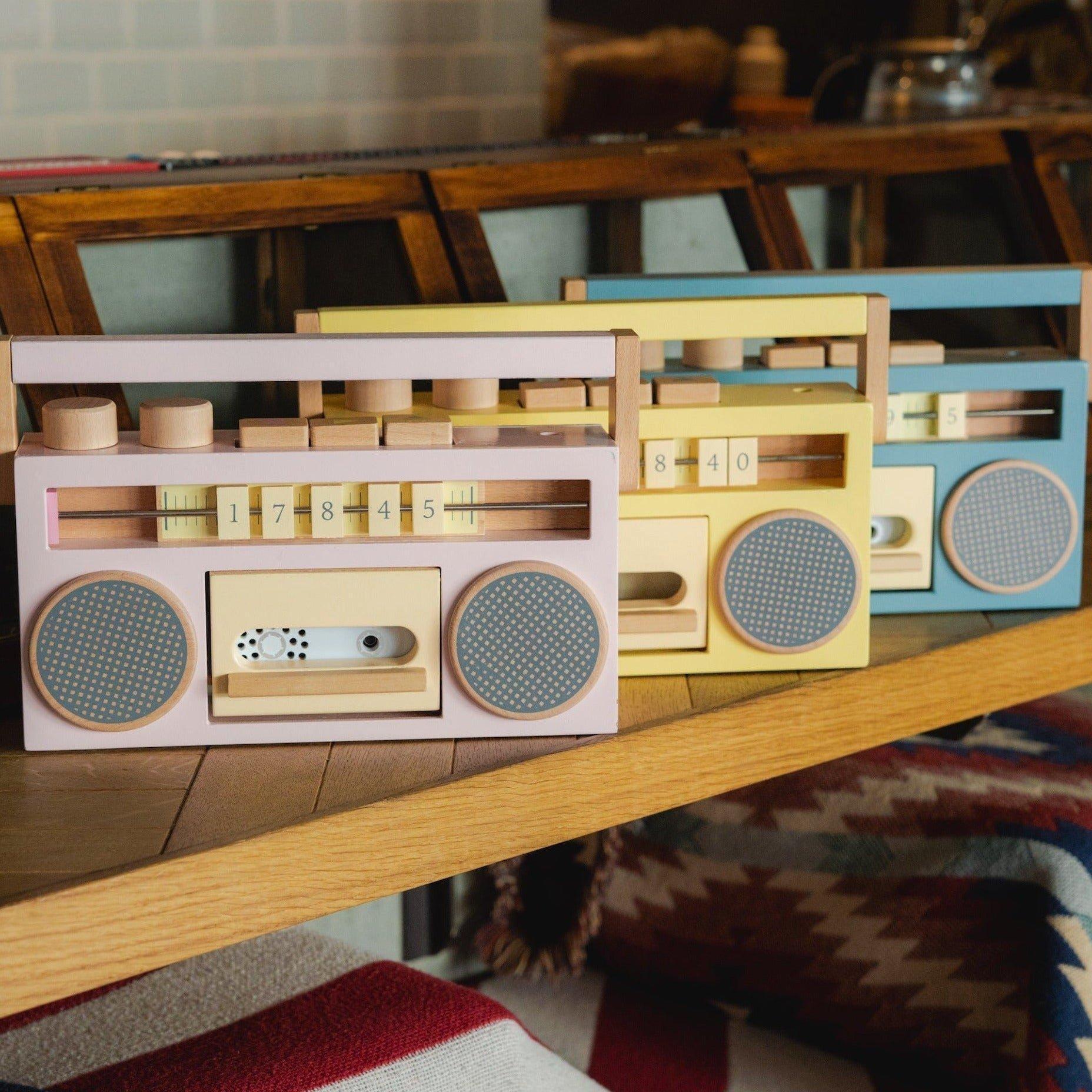 Retro Tape Recorder Boombox - Pink image number 1