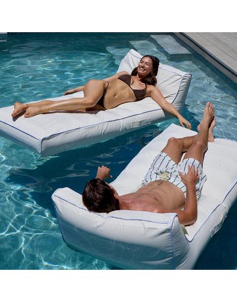 Luxe Lie-On Lounger: Casa Blanca