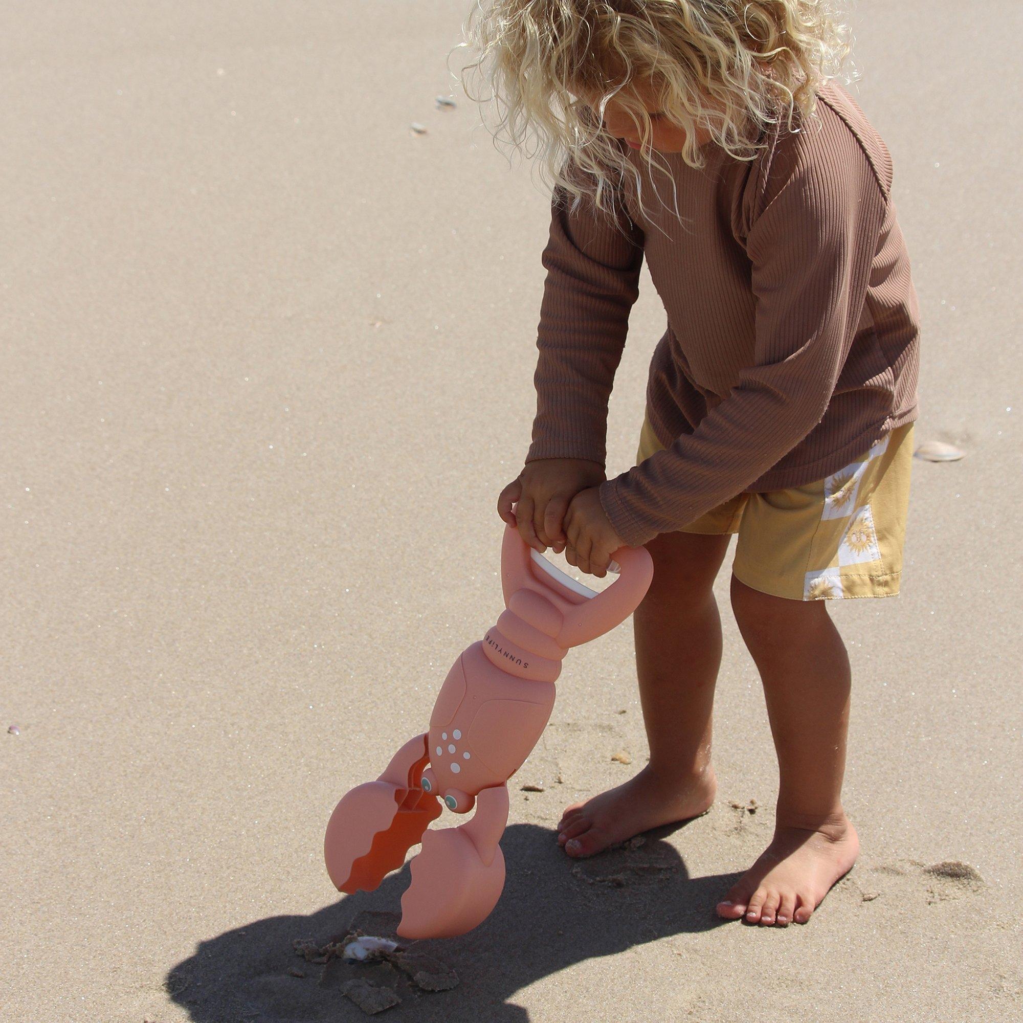Sand Claws Scoop Toy: Lobster Coral image number 2