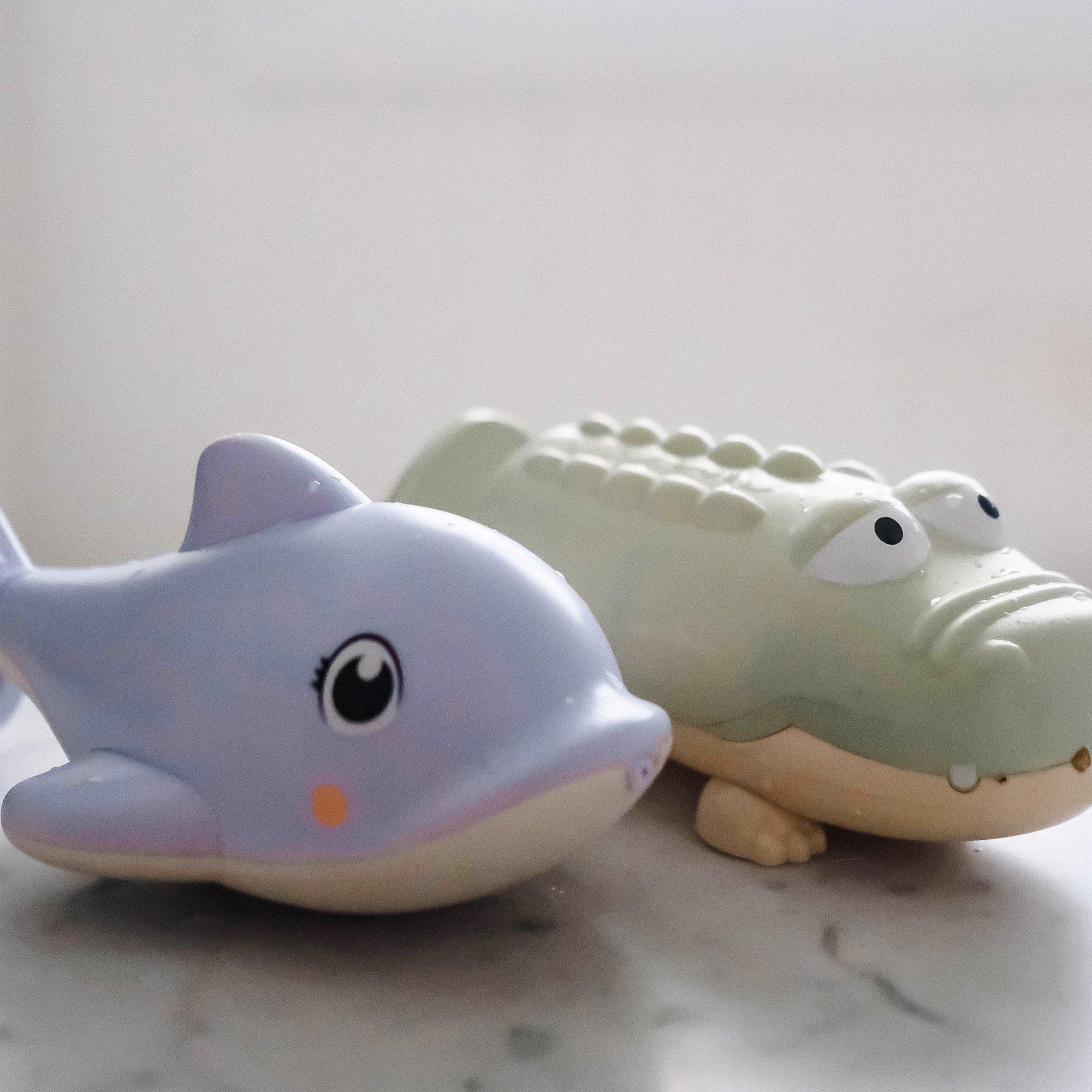 Water Squirters: Dolphin image number 4