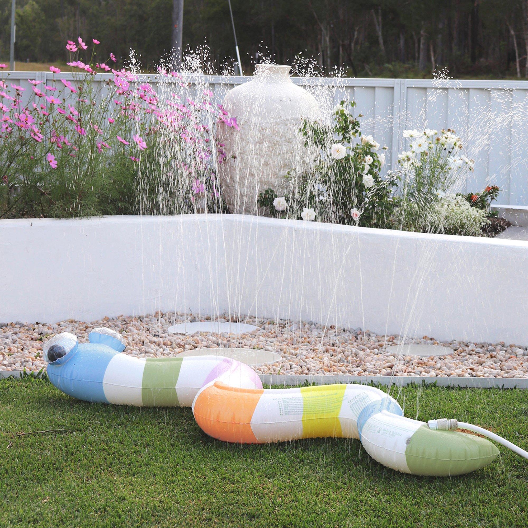 Inflatable Sprinkler: Into the Wild image number 2
