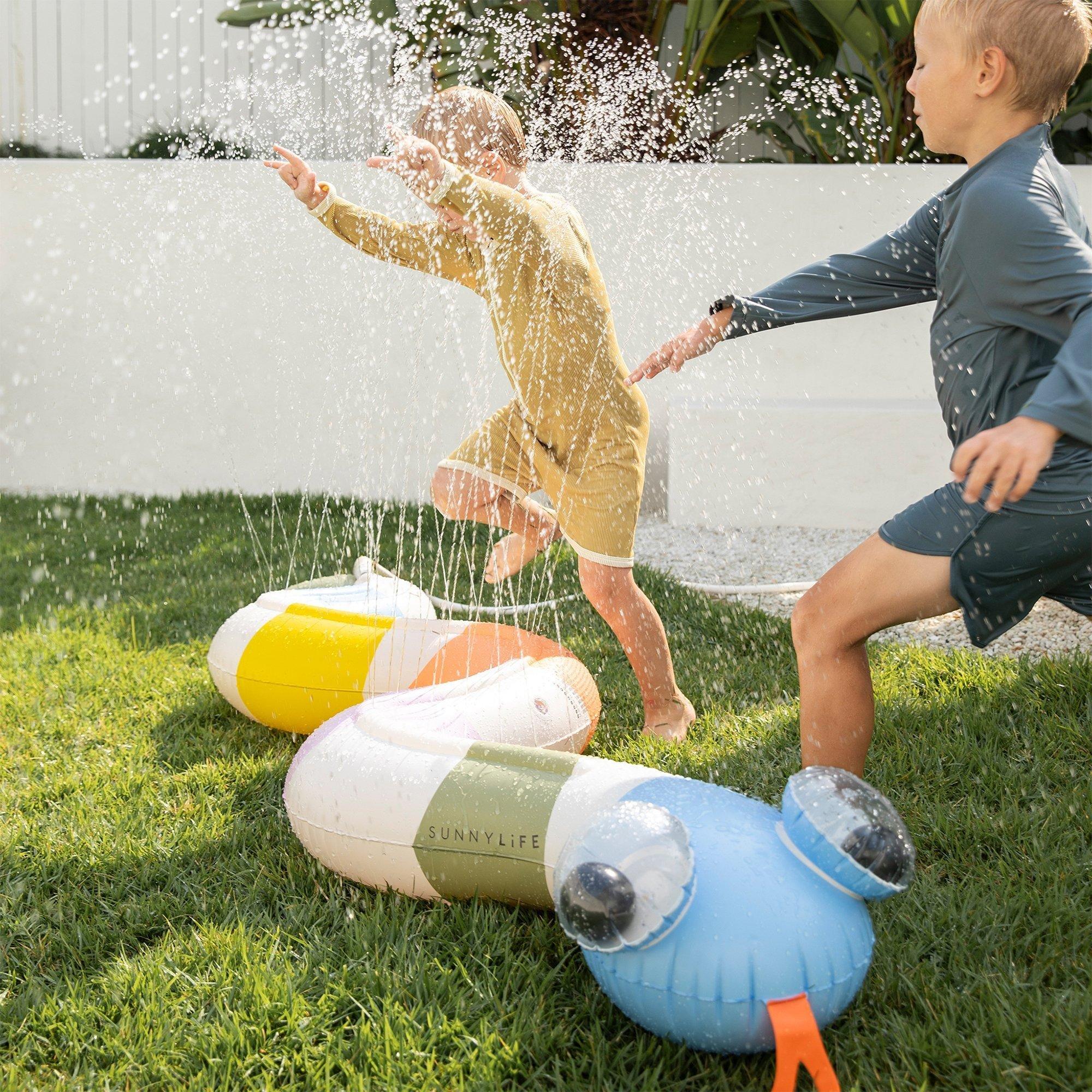 Inflatable Sprinkler: Into the Wild image number 3