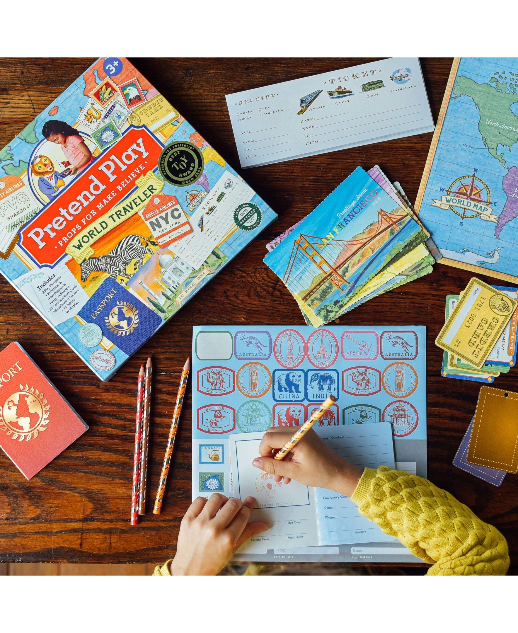 World Traveler Pretend and Role Play Set image number 4