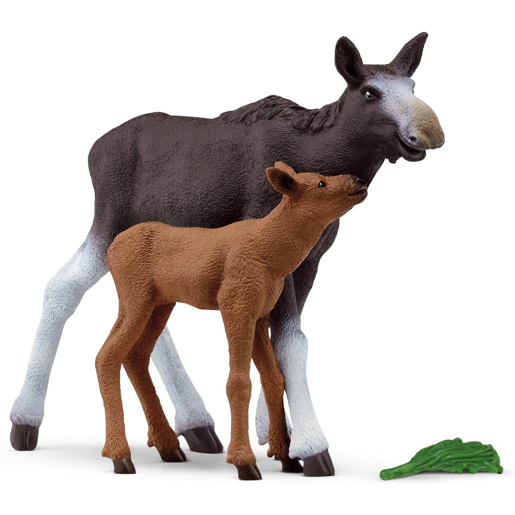 Wild Life: Moose Family image number 2