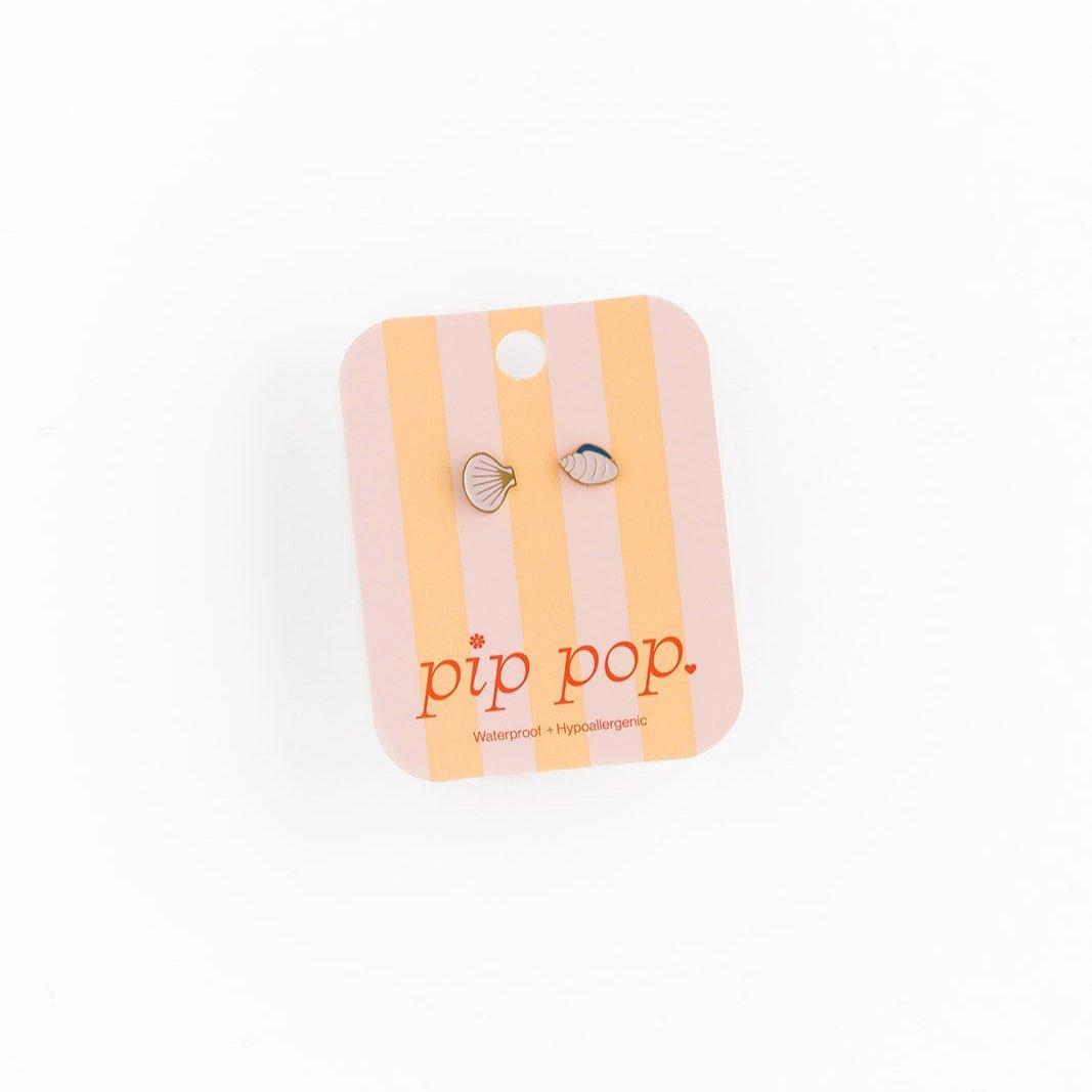 Shell Stud Earrings image number 3