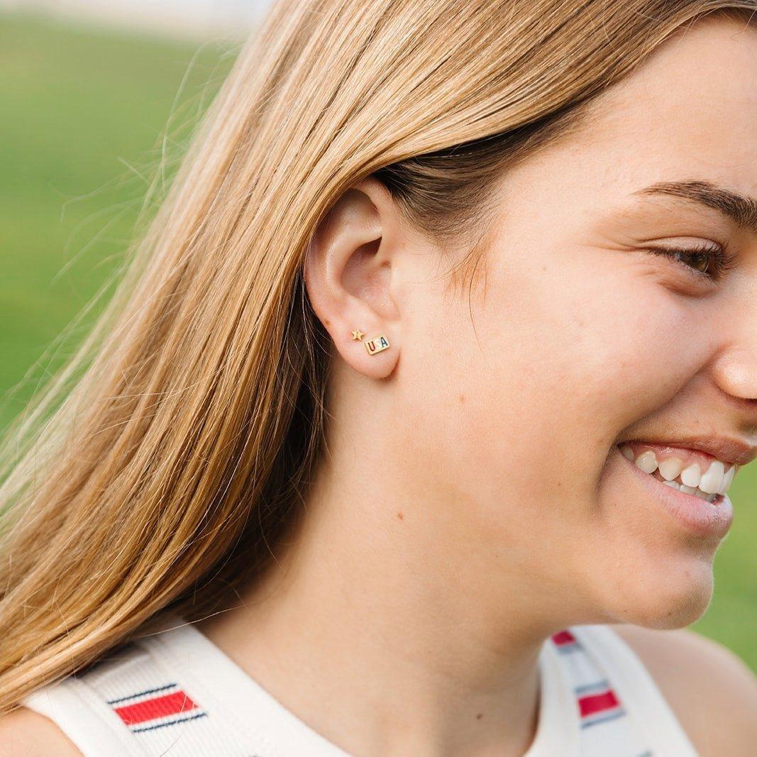 USA Stud Earrings image number 1