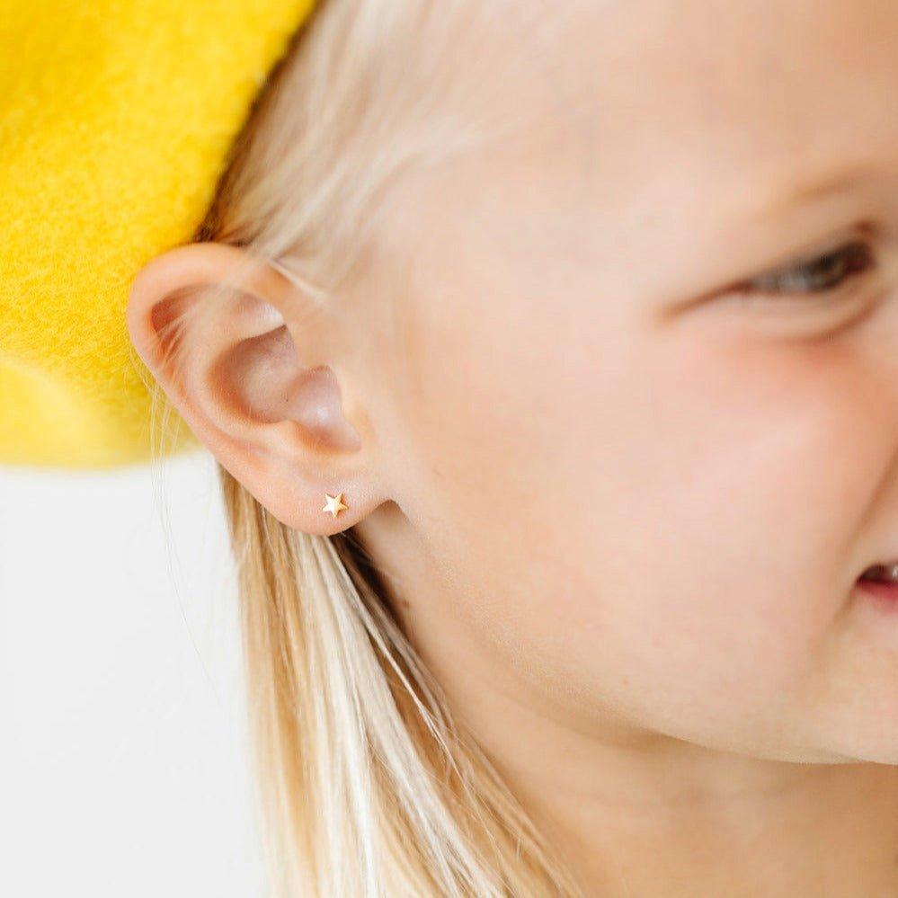 Mini Star Stud Earrings image number 1