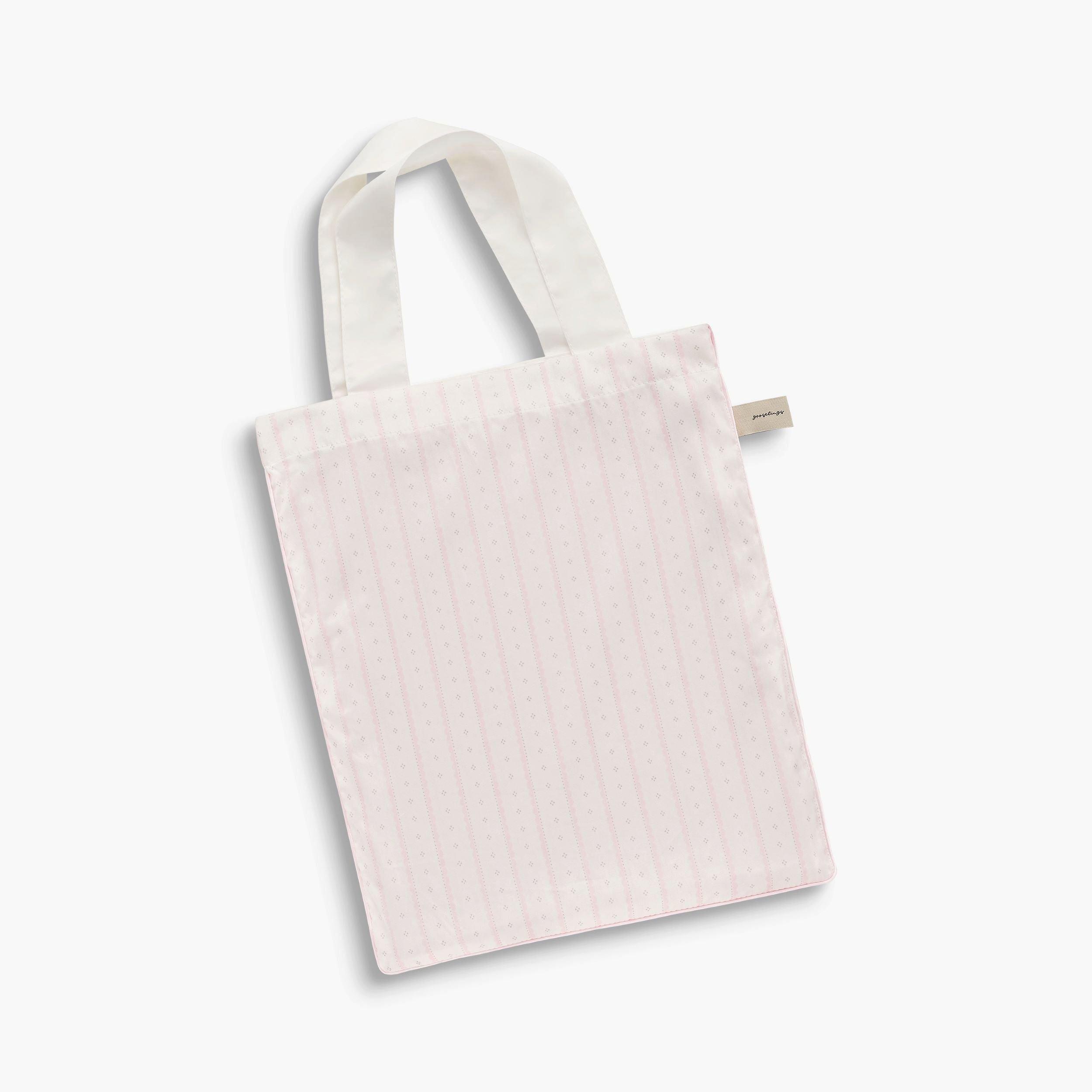 Petal Scallops Toddler Pillow Set- Pink image number 2
