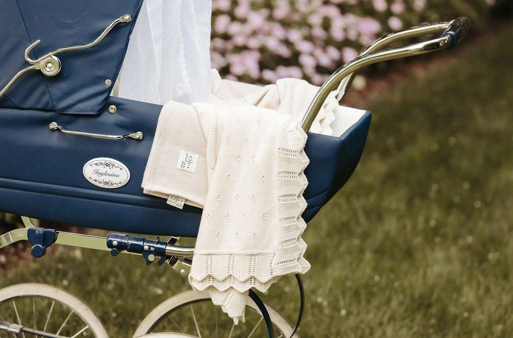 Scalloped Pointelle Baby Blanket Natural image number 1