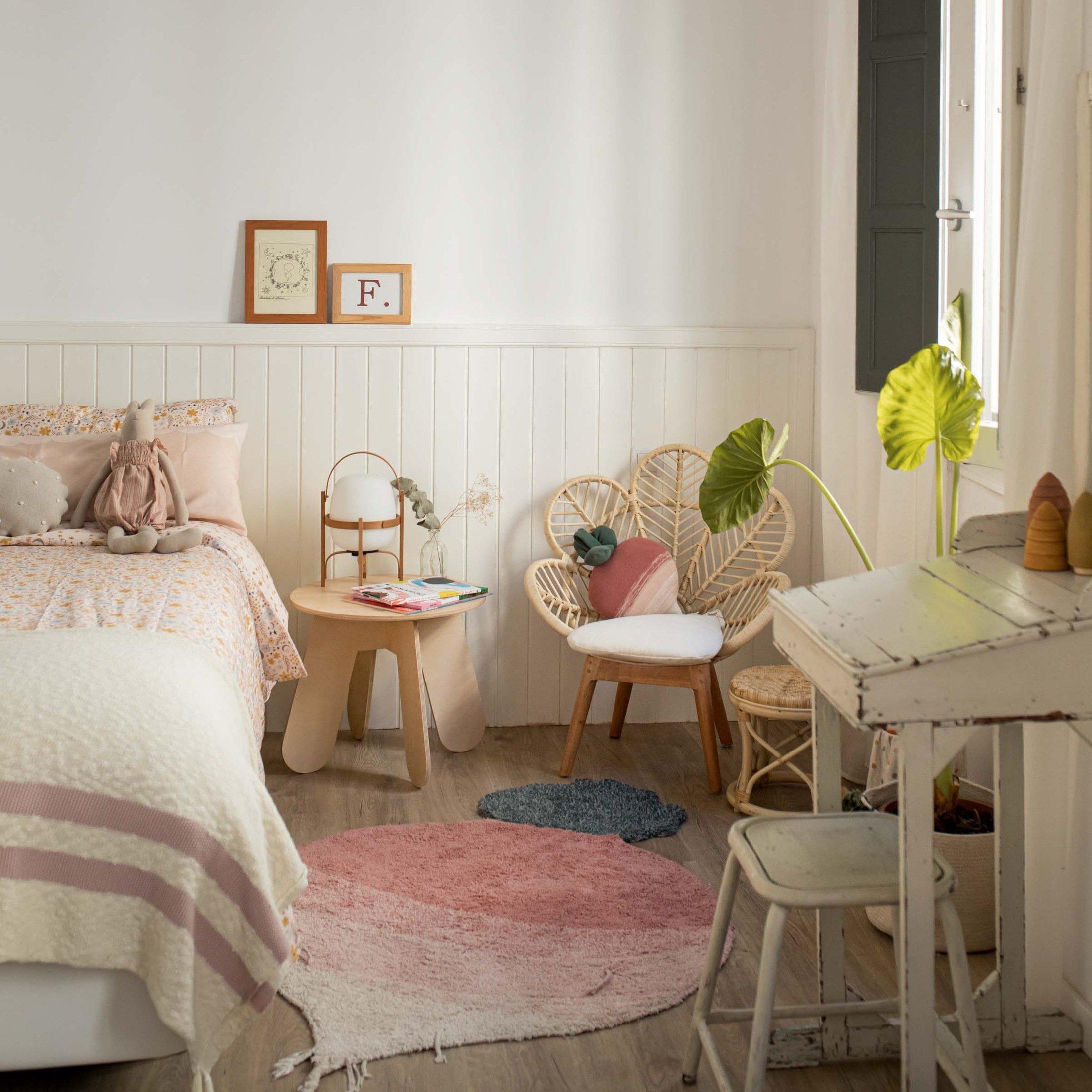 Washable rug Ramona the Radish image number 2