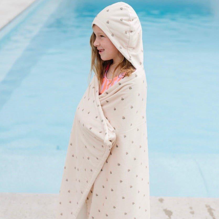 Hooded Towel in Tulip image number 1