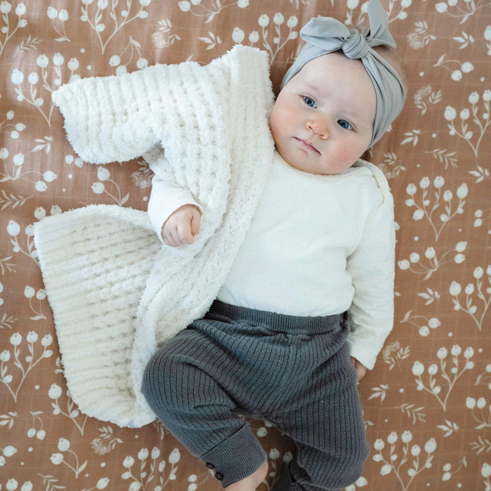 Waffle Knit Blanket in Swan