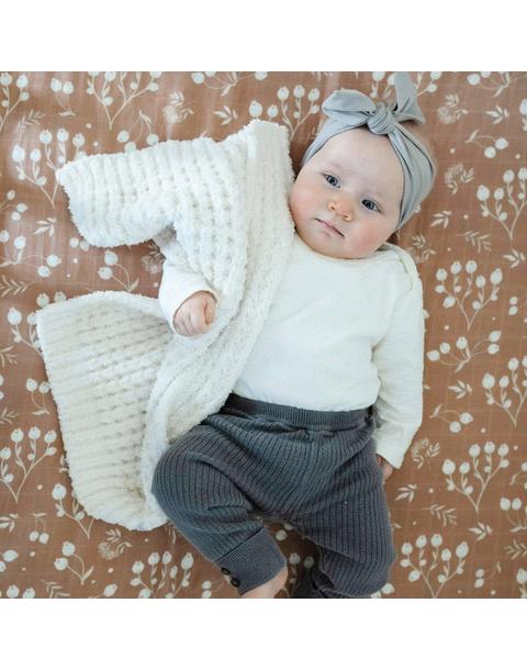 Waffle Knit Blanket in Swan