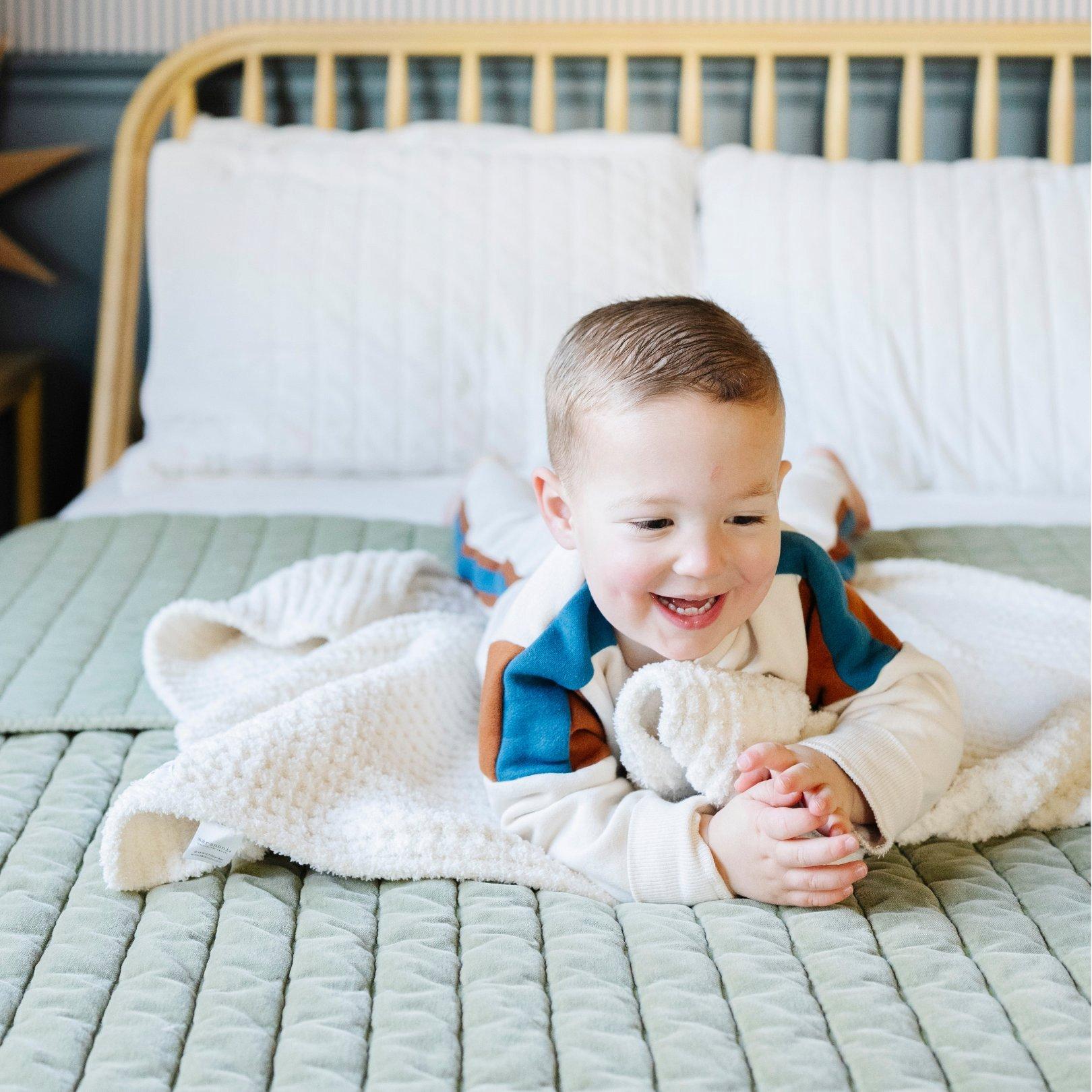 Waffle Knit Blanket in Swan image number 2