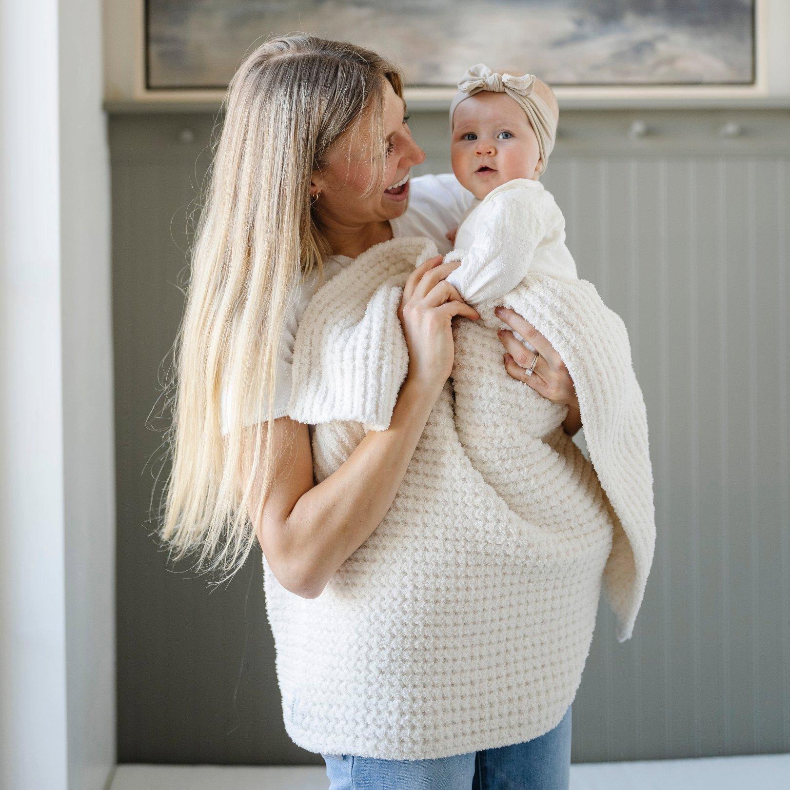 Waffle Knit Blanket in Swan image number 1