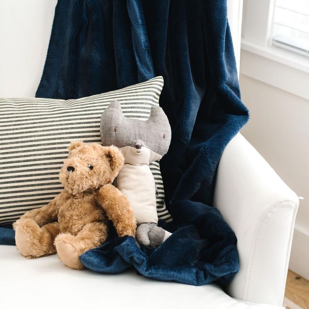 Lush Blanket in Navy image number 3
