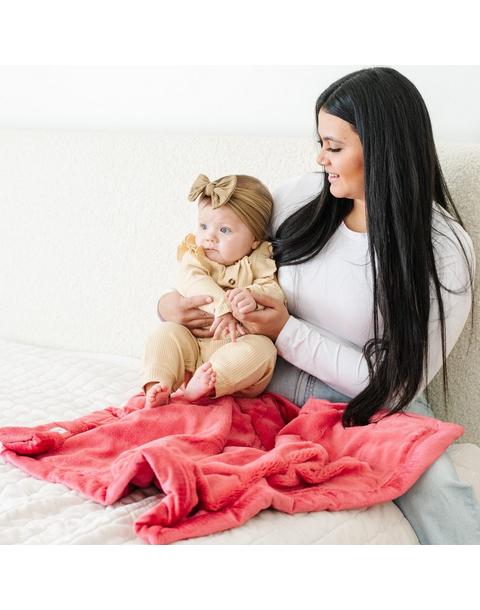 Lush Blanket in Primrose