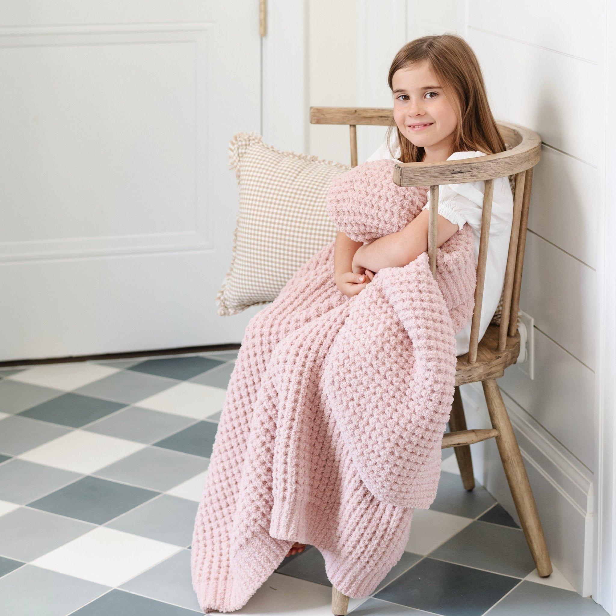 Waffle Knit Blanket in Rosette image number 3
