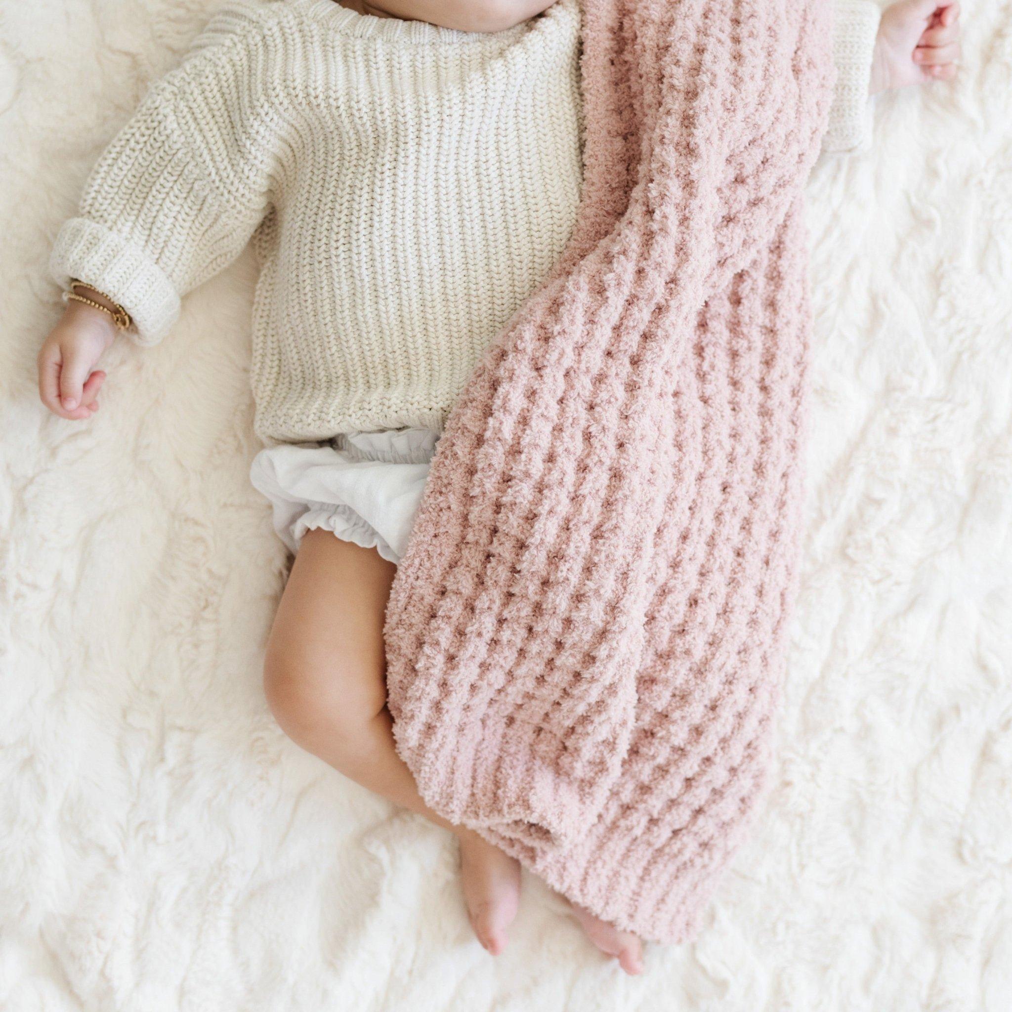 Waffle Knit Blanket in Rosette image number 1