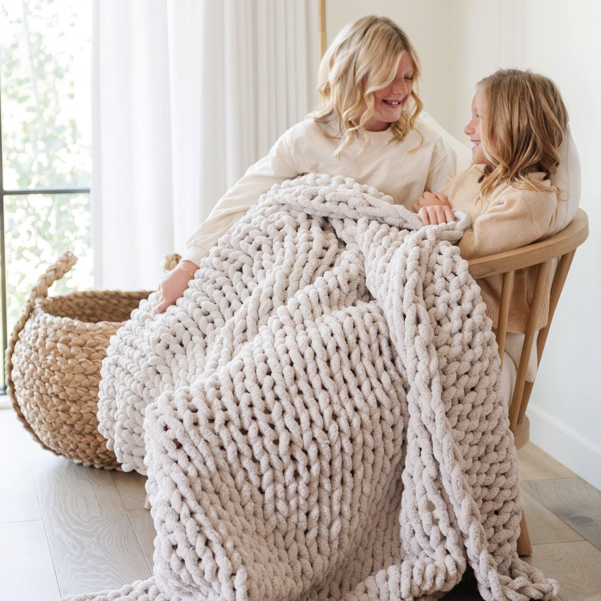 Chunky Knit Large Throw Blanket Moonbeam