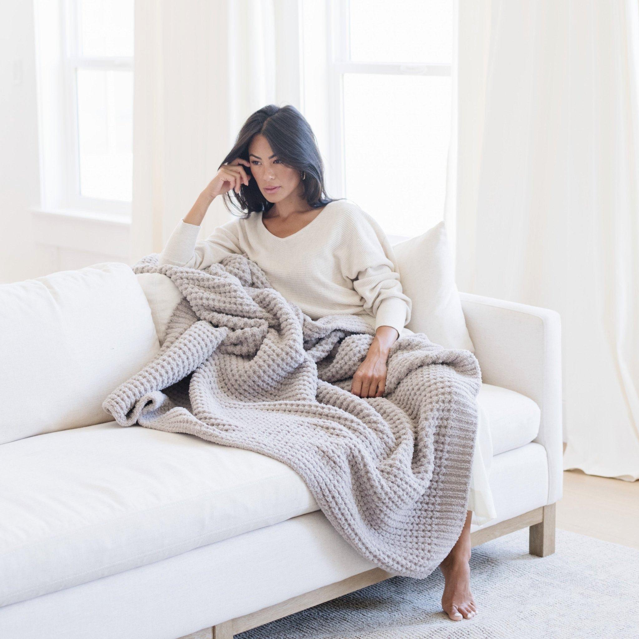 Waffle Knit Blanket in Oatmeal image number 4