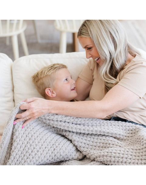 Waffle Knit Blanket in Oatmeal