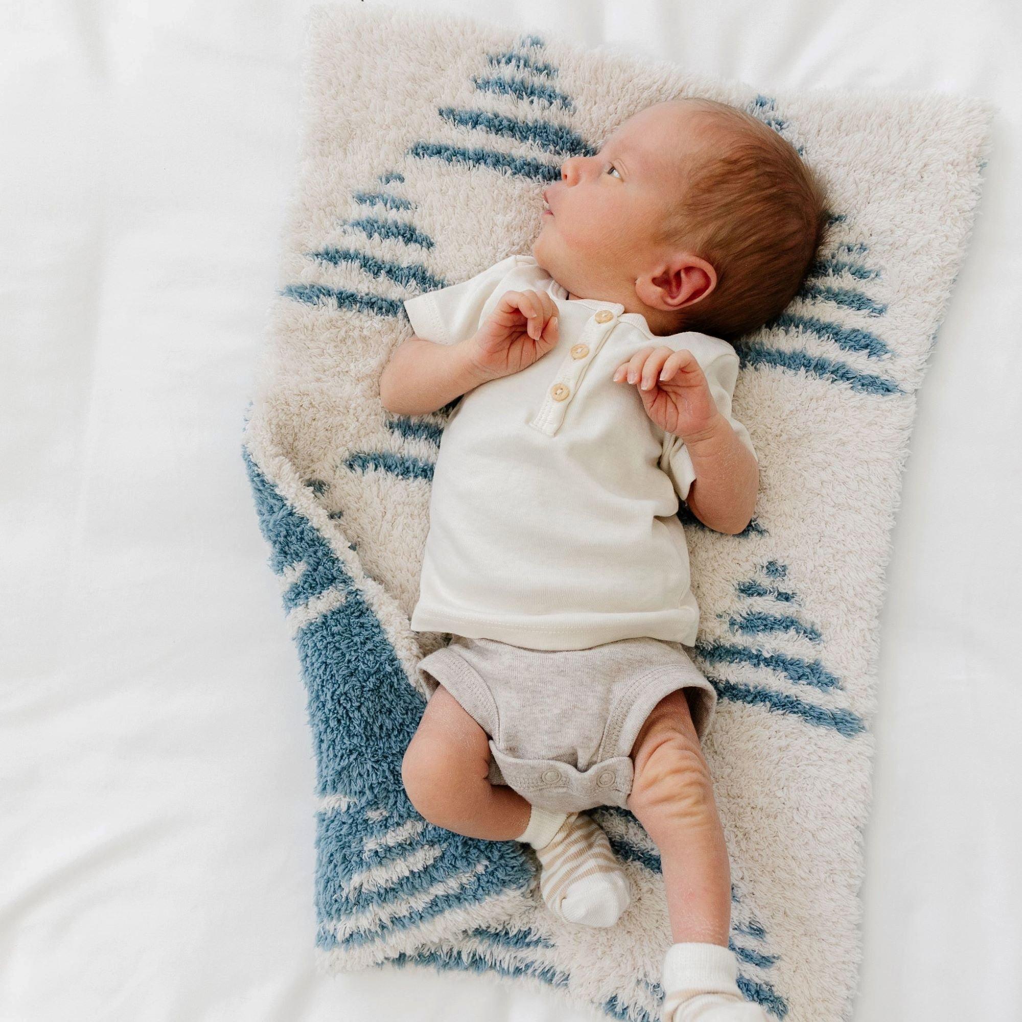 Double Layer Bamboni Blanket in Triangle