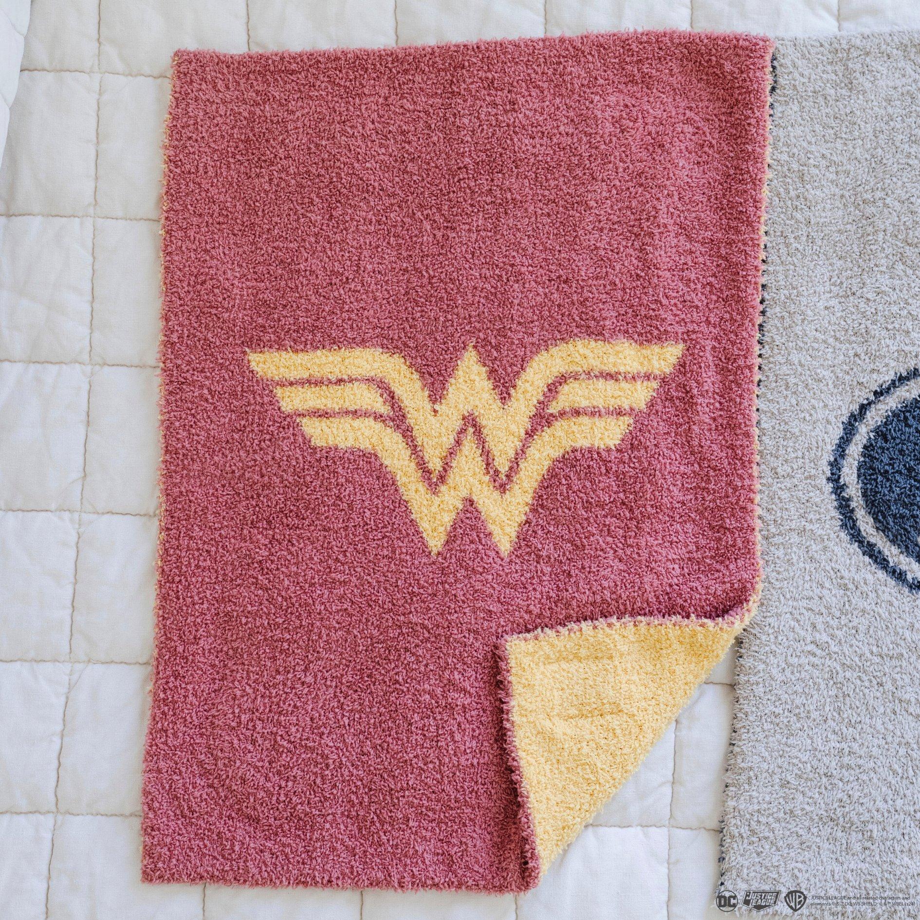 Double Layer Bamboni Blanket in Wonder Woman image number 1
