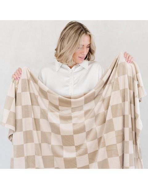Minky Stretch Blanket in Neutral Checkered
