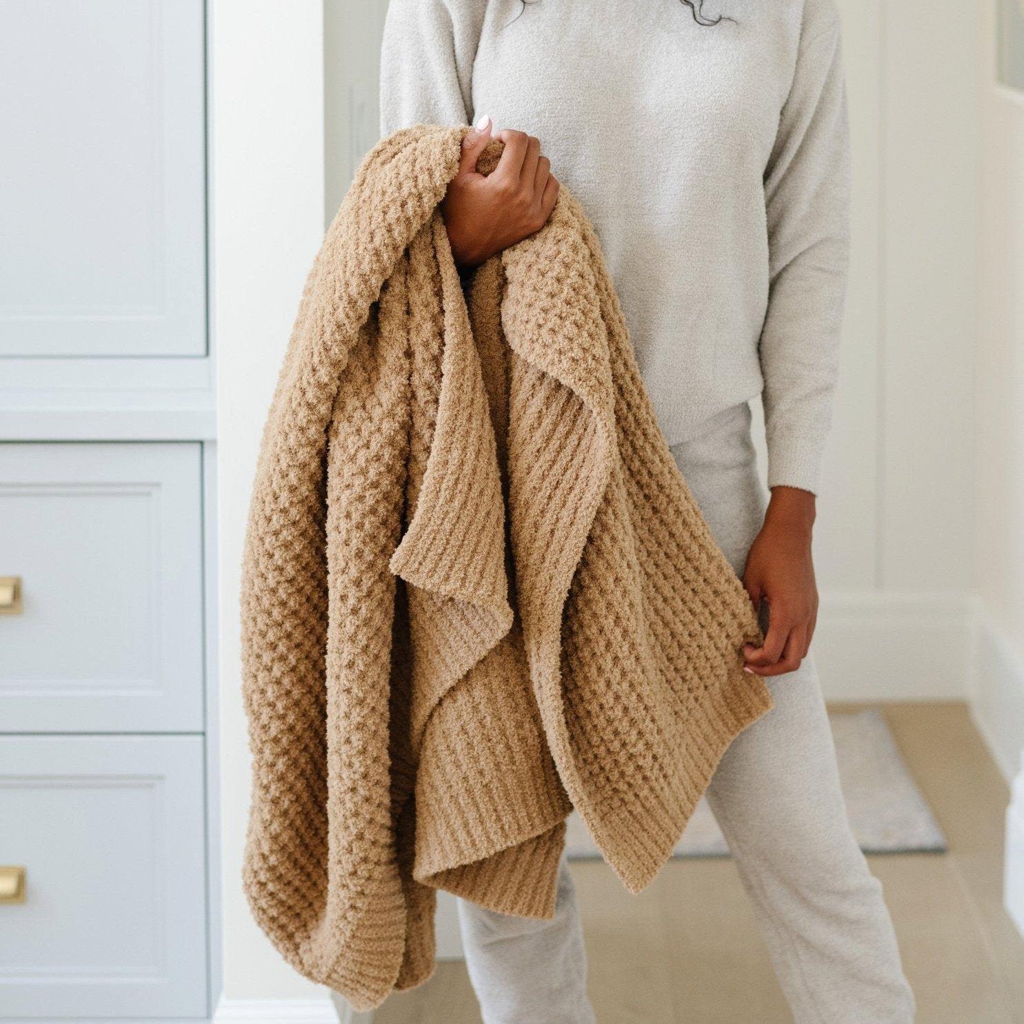 Waffle Knit Blanket in Allspice