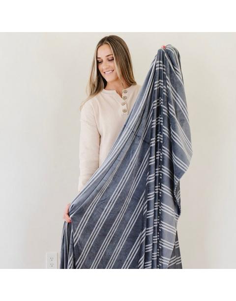 Minky Stretch Blanket in Stripe